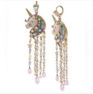 Chandelier Unicorn🦄 Dangle Earrings in Pastel🌈 Rainbow/ BETSEY JOHNSON NWT 🦄